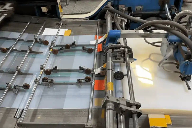 Screen printing transparent PP sheets for Elizabethan collars
